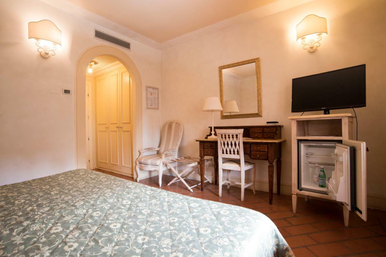 Park Hotel Santa Maria A Monte Eksteriør billede